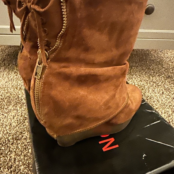 Wedge Boots - Picture 2 of 5